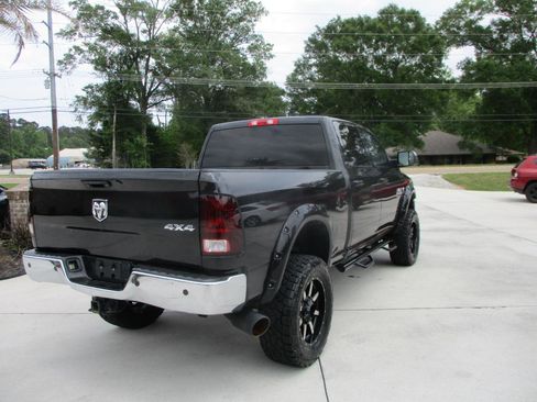 Used 2016 RAM 2500 Tradesman w/ Chrome Appearance Group AWD/4WD image 12