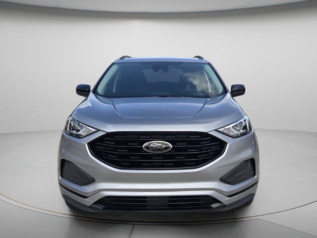 Used 2024 Ford Edge SE w/ Black Appearance Package AWD/4WD image 9