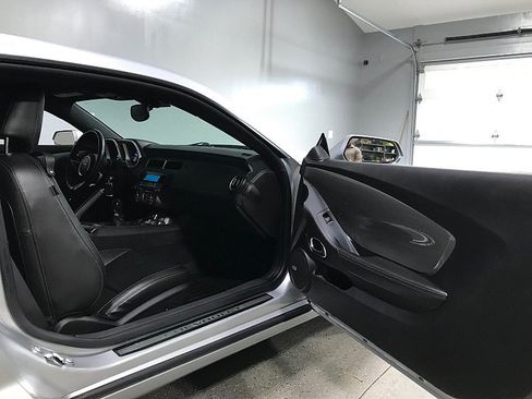 Used 2010 Chevrolet Camaro SS w/ RS Package RWD image 12
