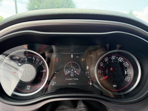 Used 2019 Dodge Challenger SXT RWD image 14
