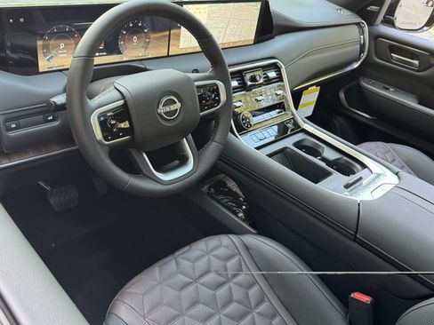 New 2026 Nissan Armada Platinum AWD/4WD image 40