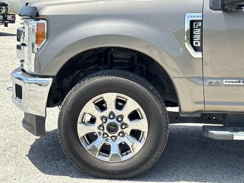Used 2019 Ford F250 Lariat w/ Lariat Ultimate Package AWD/4WD image 10