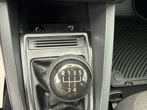 Used 2015 Volkswagen Jetta S image 17