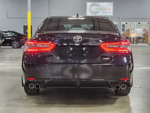 Used 2018 Toyota Camry XSE w/ Driver Assist Package image 10