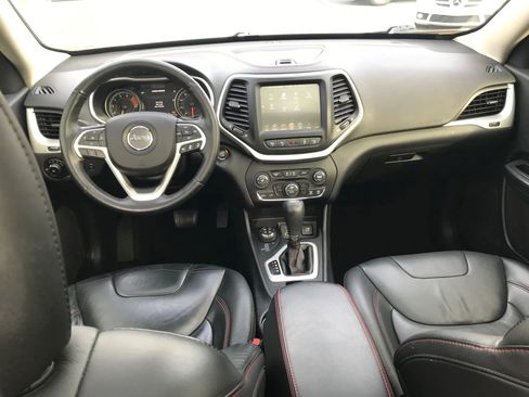 Used 2016 Jeep Cherokee Trailhawk w/ Comfort/Convenience Group image 37