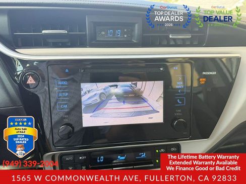 Used 2017 Toyota Corolla LE w/ Carpet Mat Package (TMS) FWD image 34