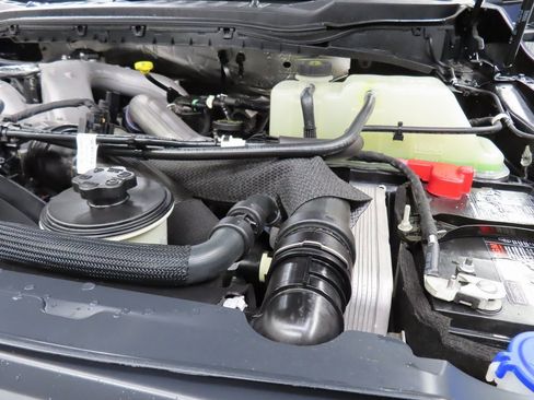 Used 2025 Ford F250 Platinum image 33