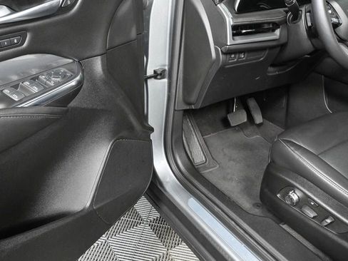 New 2024 Cadillac XT4 Premium Luxury image 6