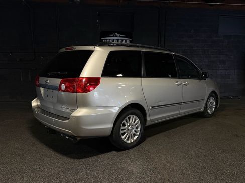 Used 2009 Toyota Sienna AWD image 5