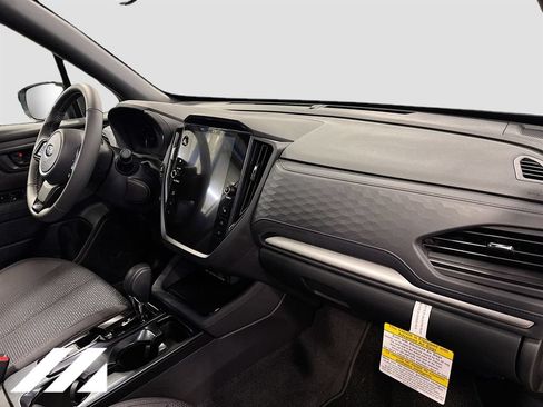 Used 2026 Subaru Forester Premium AWD/4WD image 31
