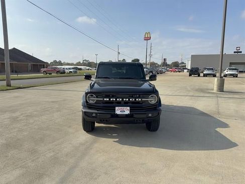 New 2025 Ford Bronco Outer Banks image 3