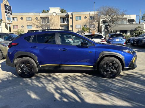 Used 2025 Subaru Crosstrek 2.5i Sport w/ Crosstrek Mirror Package image 4