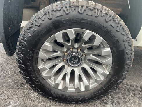 Used 2018 RAM 2500 Laramie image 9