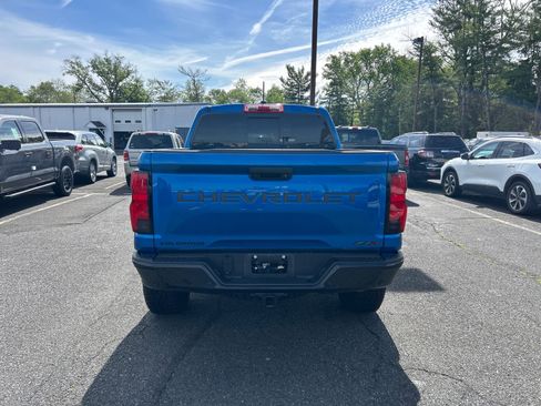 Used 2024 Chevrolet Colorado ZR2 w/ ZR2 Convenience Package III AWD/4WD image 6
