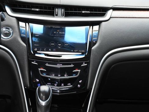 Used 2019 Cadillac XTS Luxury FWD image 27
