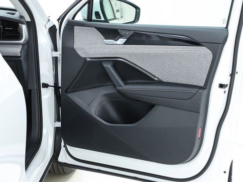 New 2026 Volkswagen Tiguan S image 31