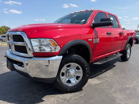 Used 2017 RAM 2500 Tradesman w/ Chrome Appearance Group AWD/4WD image 2