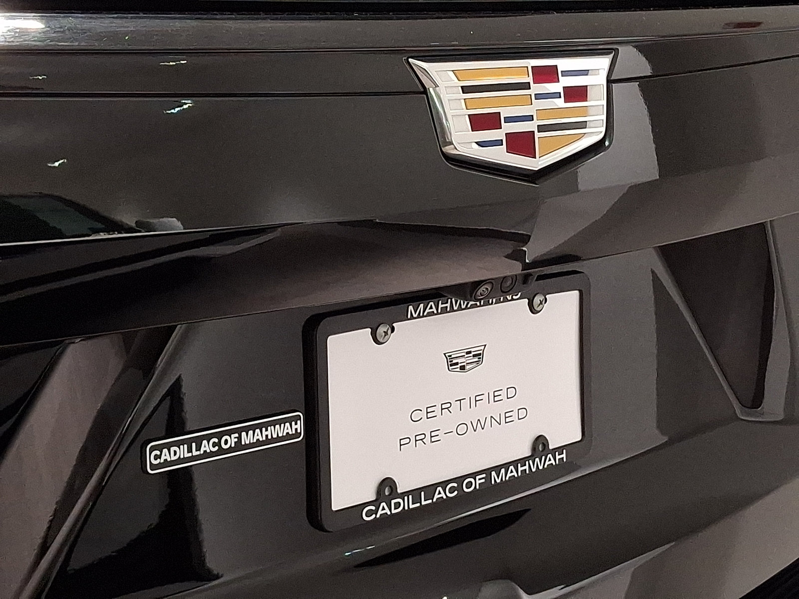 Certified 2023 Cadillac Escalade ESV V AWD/4WD image 30