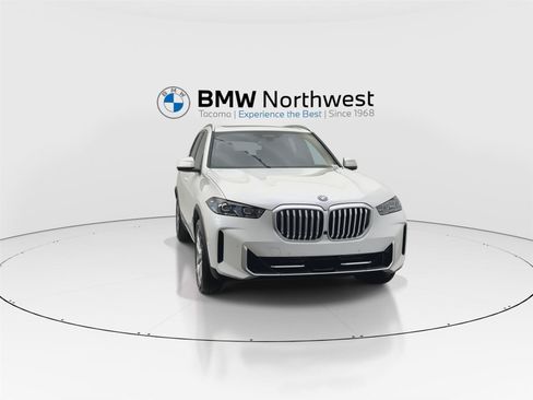 New 2026 BMW X5 xDrive50e AWD/4WD image 7