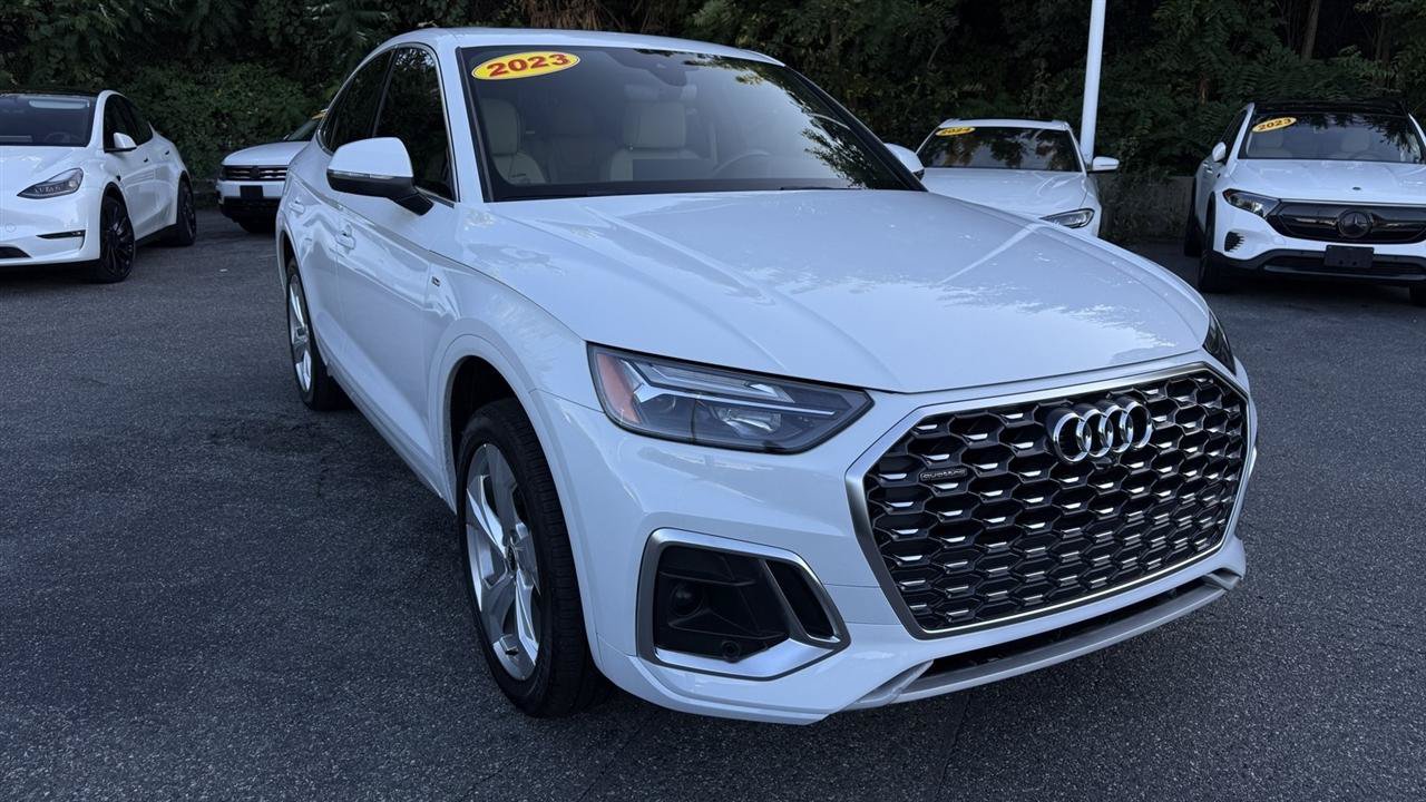 Used 2023 Audi Q5 2.0T Premium Plus w/ Premium Plus Package AWD/4WD image 21