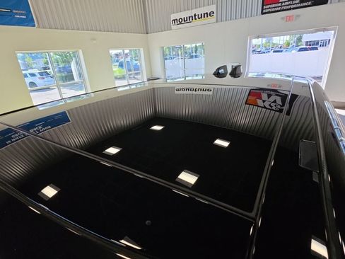 Used 2023 Land Rover Range Rover SE AWD/4WD image 21