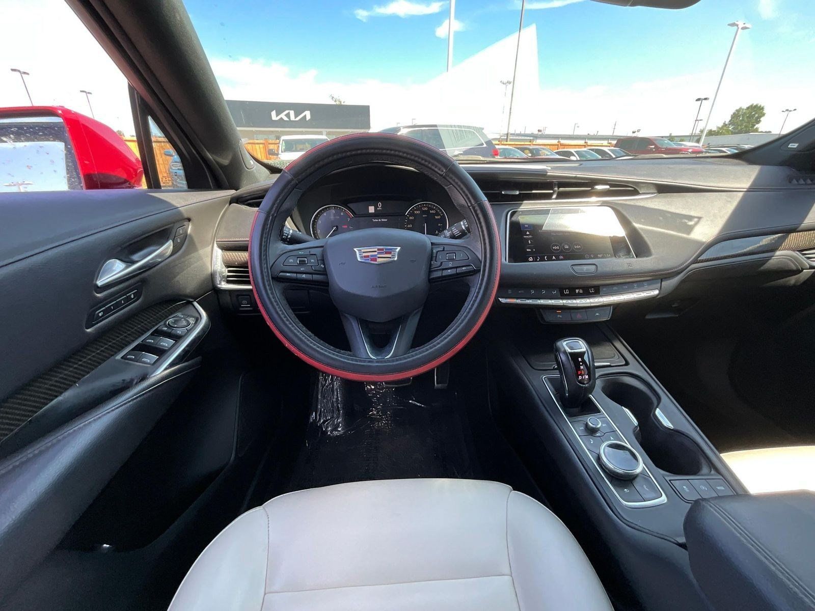 Used 2019 Cadillac XT4 Sport w/ Driver Awareness Package FWD image 8