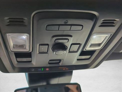 Used 2023 GMC Yukon AT4 w/ Technology Package image 21