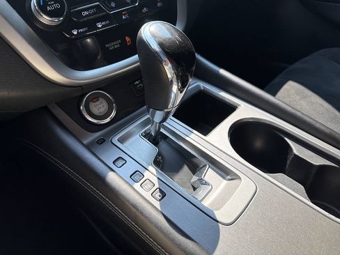 Used 2021 Nissan Murano SV AWD/4WD image 32