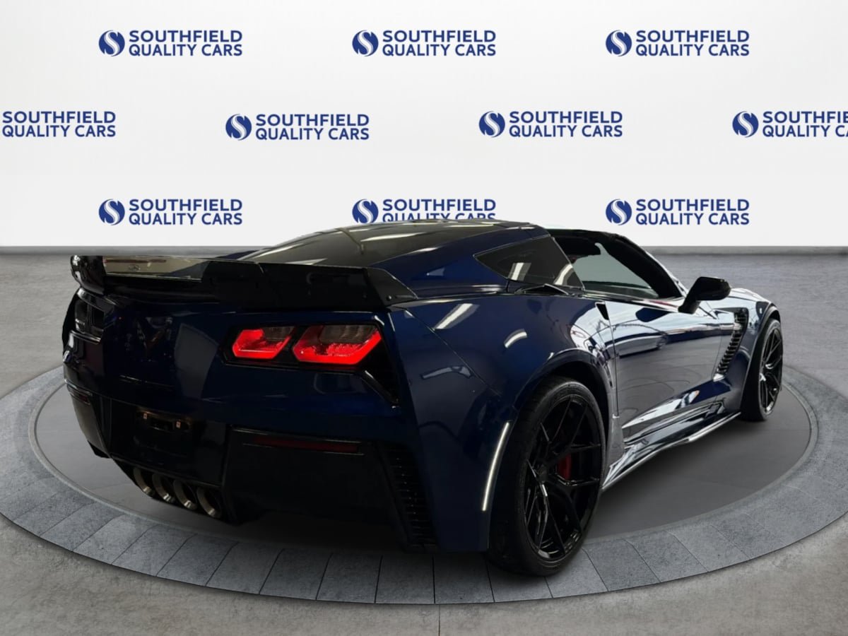 Used 2017 Chevrolet Corvette Z06 RWD image 7