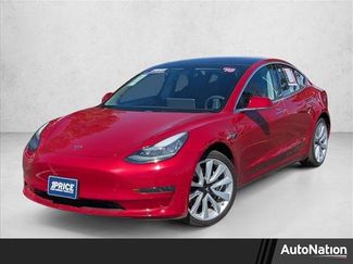 Used 2018 Tesla Model 3 Long Range video 1
