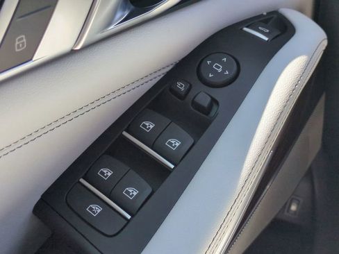 Used 2026 BMW X5 xDrive50e image 25