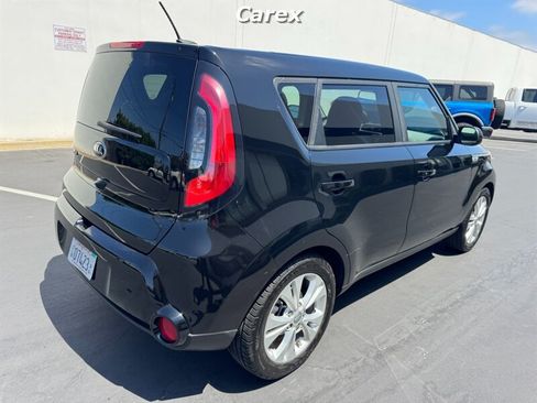 Used 2016 Kia Soul + w/ Primo Package FWD image 12