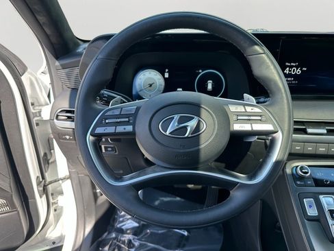 Used 2024 Hyundai Palisade Calligraphy AWD/4WD image 12