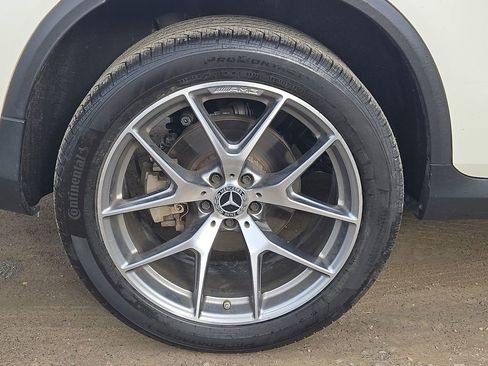 Used 2022 Mercedes-Benz GLC 300 GLC 300 Coupe 4MATIC image 11