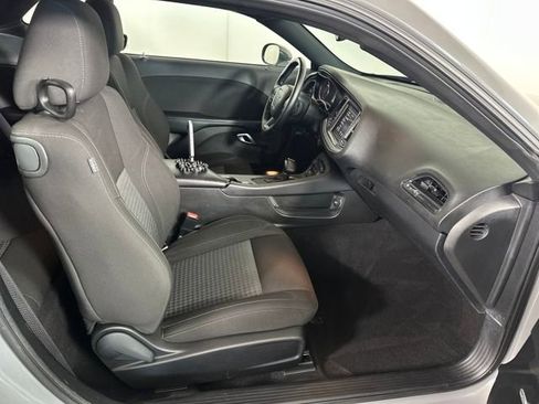 Used 2023 Dodge Challenger SXT image 28