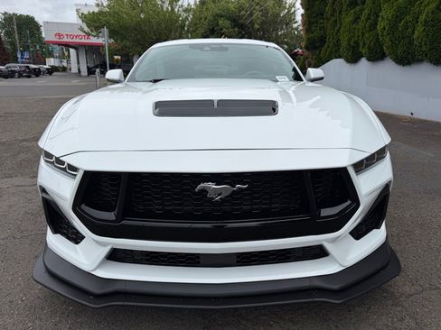 Used 2024 Ford Mustang GT Premium RWD image 3