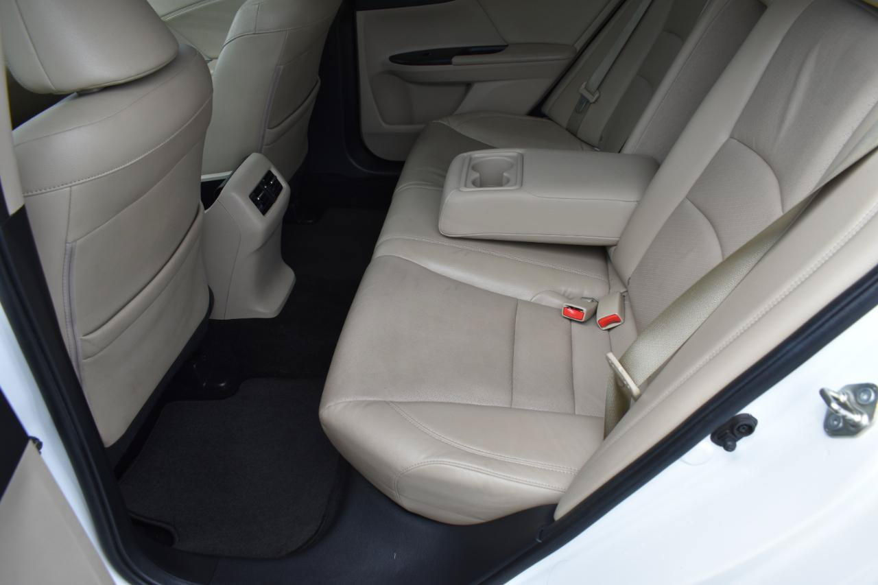 Used 2015 Honda Accord EX-L image 28
