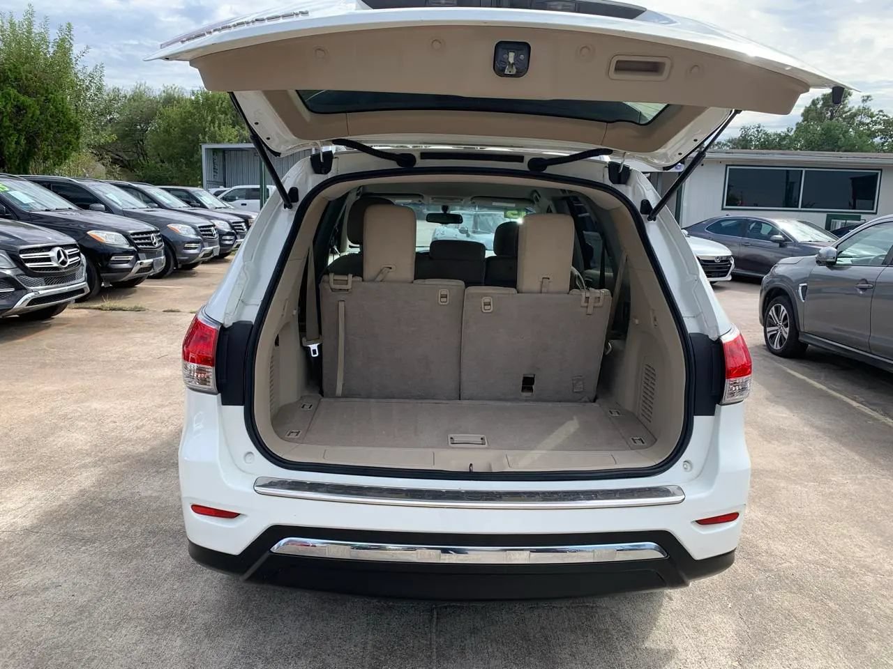 Used 2015 Nissan Pathfinder S FWD image 22