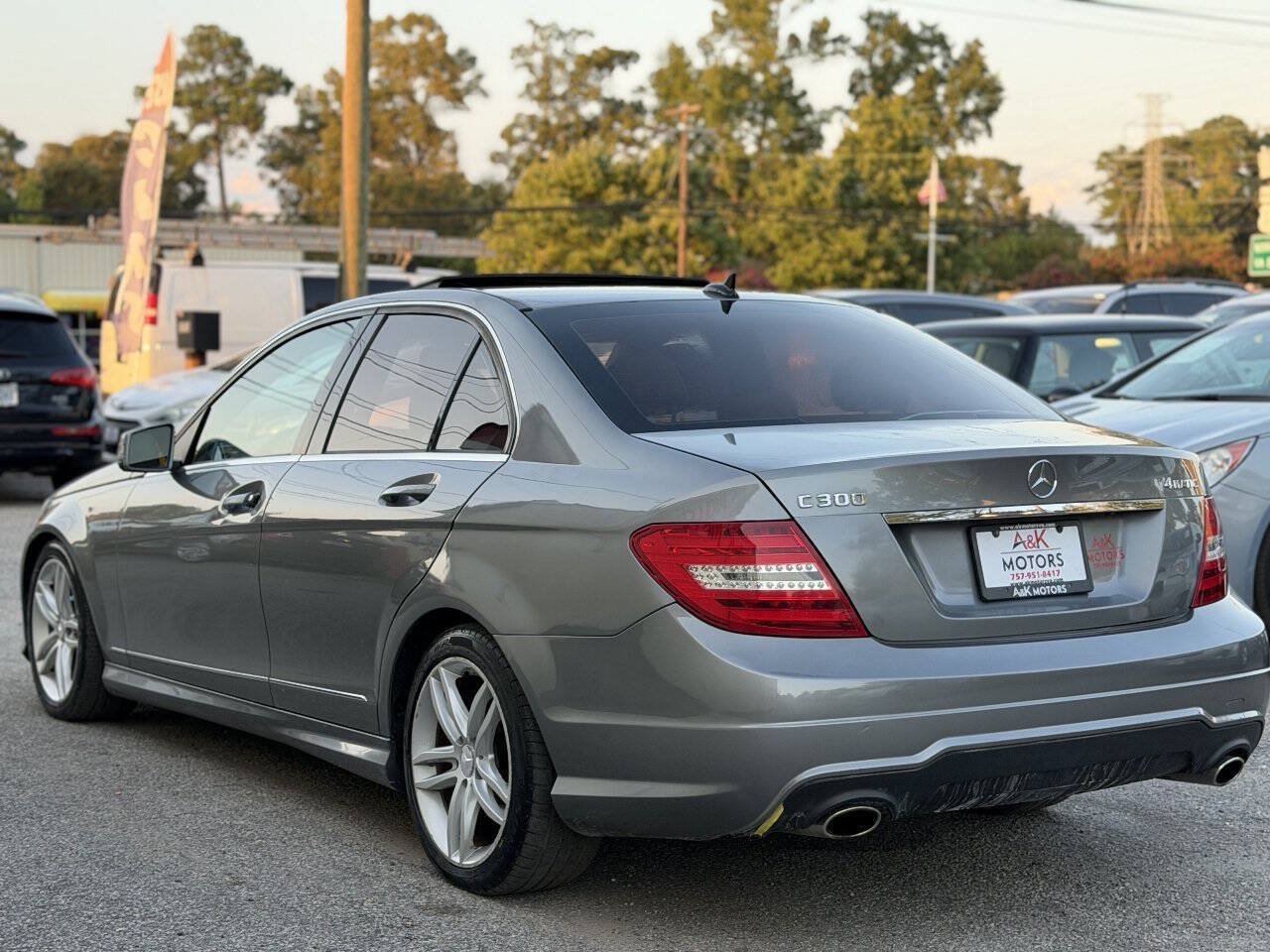 Used 2012 Mercedes-Benz C 300 4MATIC Sedan image 6