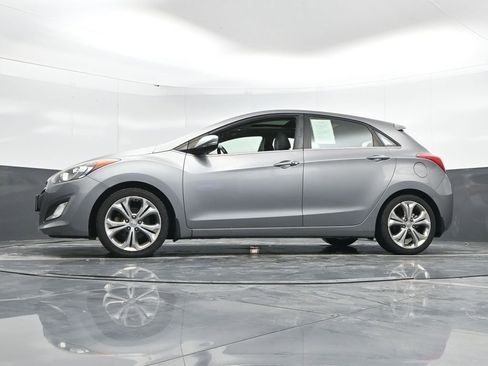 Used 2014 Hyundai Elantra GT w/ Option Group 03 image 40