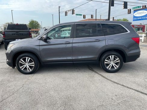 Used 2017 Honda Pilot EX-L image 2