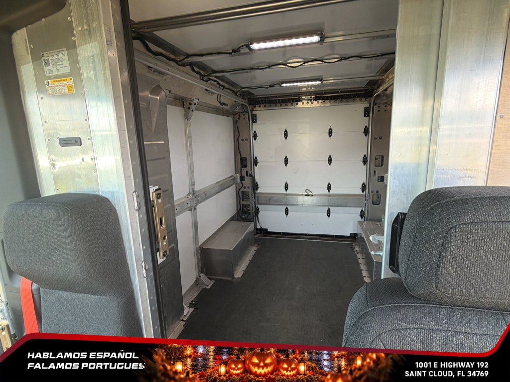 Used 2024 Chevrolet Brightdrop 400 w/ Commercial Equipment Package AWD/4WD image 29