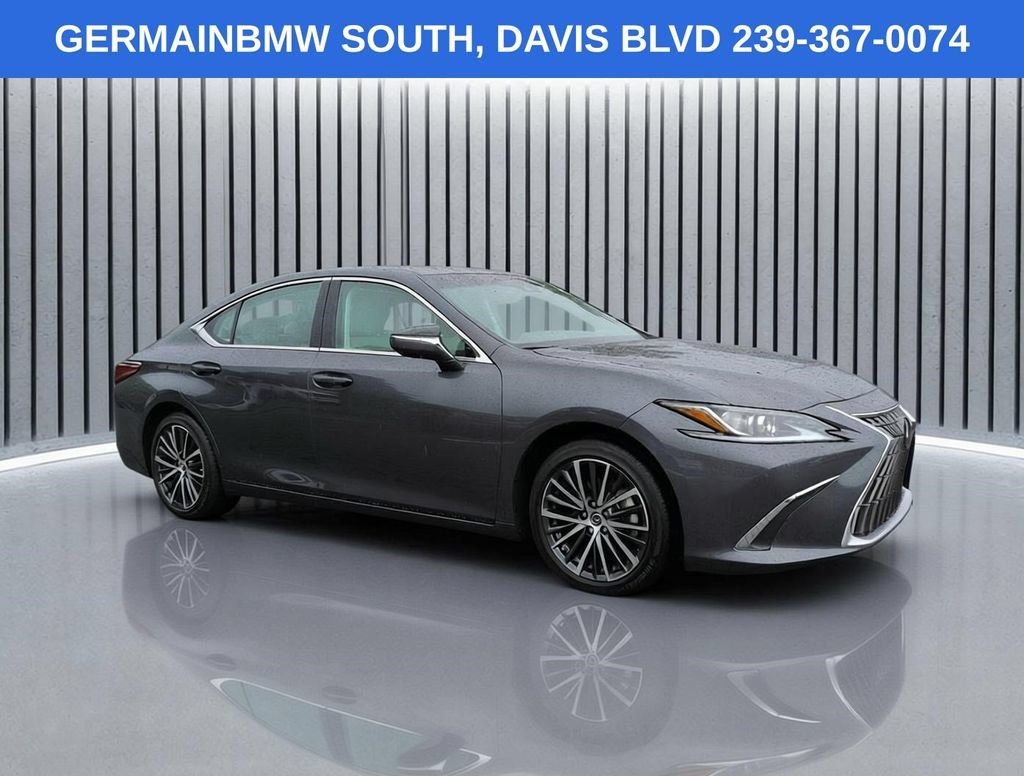 Used 2024 Lexus ES 350 w/ Premium Package FWD image 3