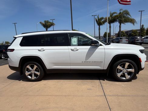 Used 2021 Jeep Grand Cherokee L Limited w/ MOPAR Finishing Package RWD image 4