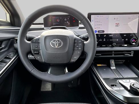 Used 2026 Toyota bZ FWD image 5
