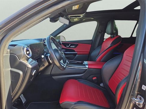 Used 2023 Mercedes-Benz GLC 300 4MATIC image 15