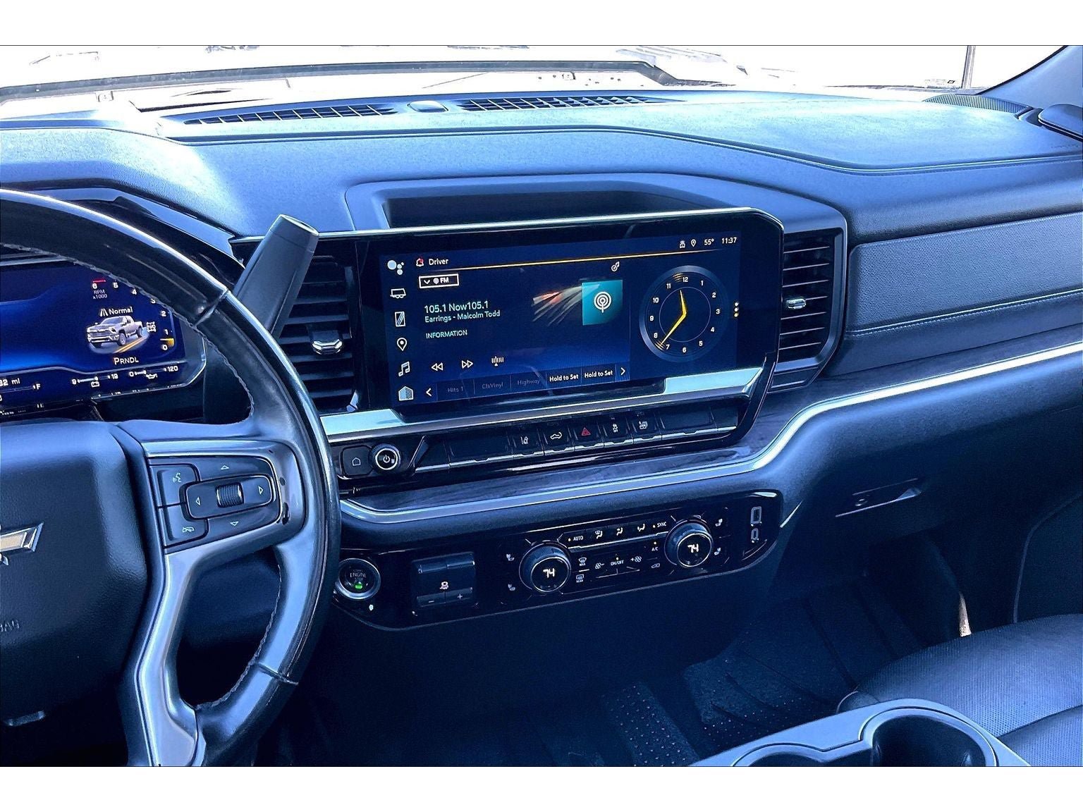 Used 2025 Chevrolet Silverado 3500 LTZ AWD/4WD image 7