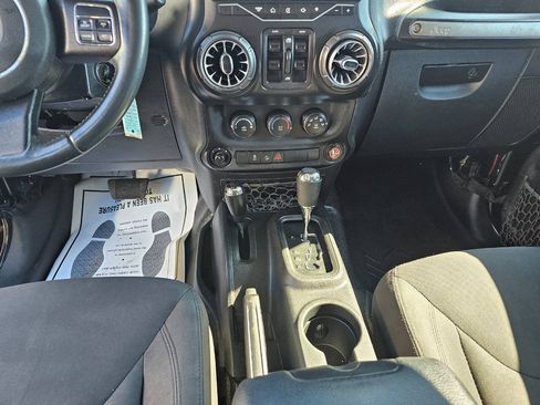 Used 2016 Jeep Wrangler Unlimited Sport w/ Quick Order Package 24S AWD/4WD image 14