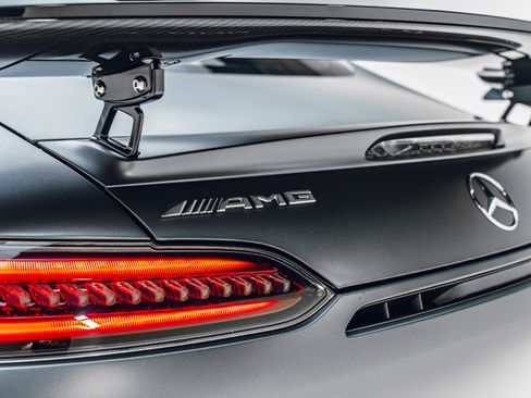 Used 2020 Mercedes-Benz AMG GT R image 39