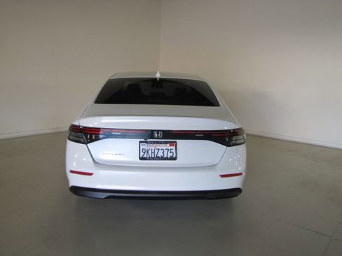 Certified 2024 Honda Accord LX image 22